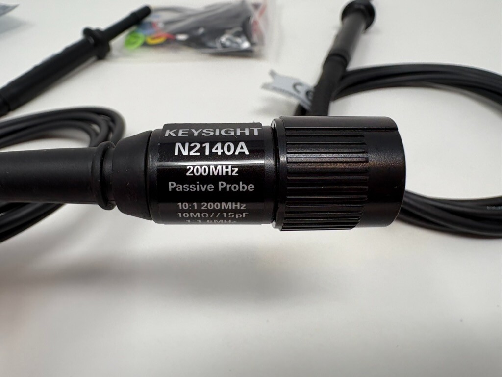 Keysight N2140A Passive Oscilloscope Probes 200 MHz, One Pair