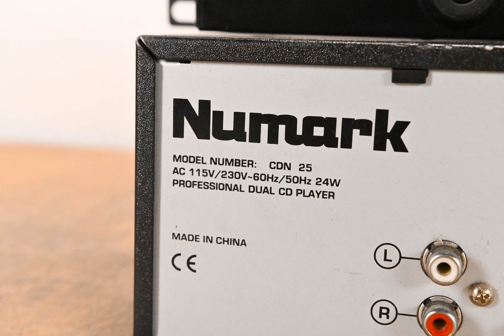 Numark CDN25 Professional Dual CD Player with Controller CG01T98