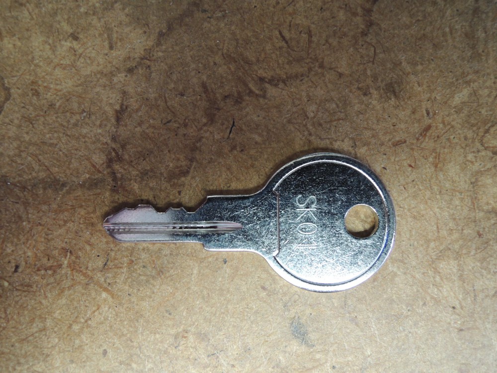 Skeeter Boats compartment latch KEY ONLY CODE SK01