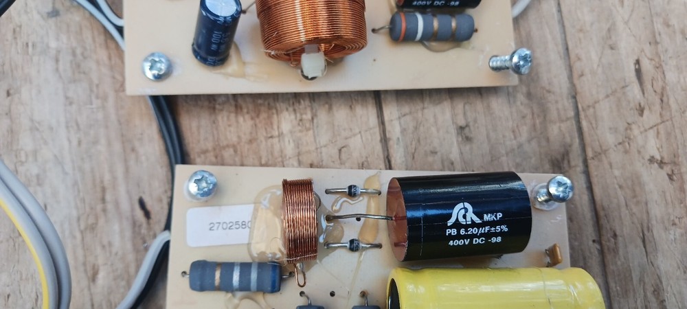 Infinity DELTA 50 CROSSOVERS PAIR VINTAGE