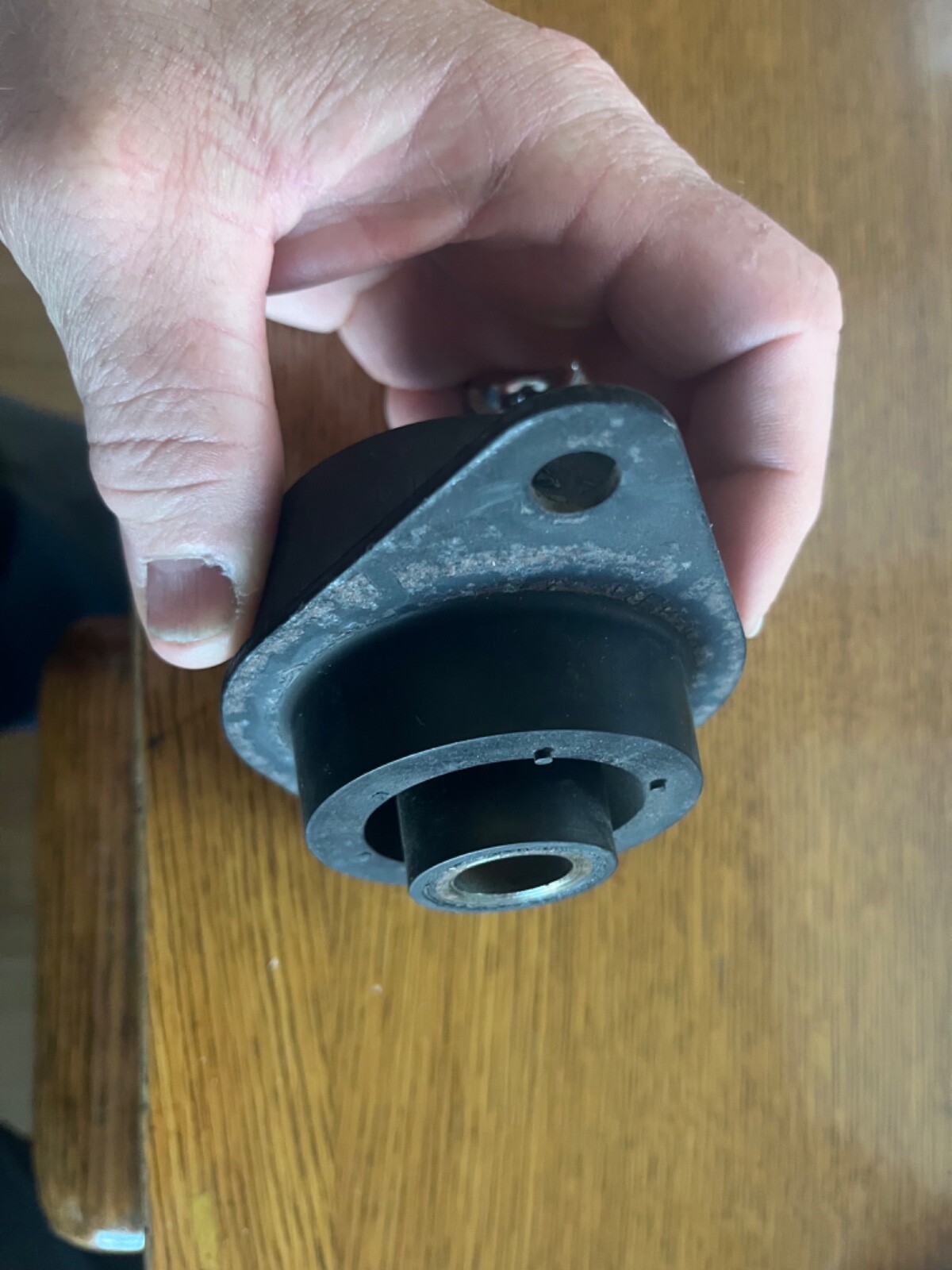 9803221 GENUINE OEM Motor Engine Mount fits New Holland LX865 L865 LS180 LX885