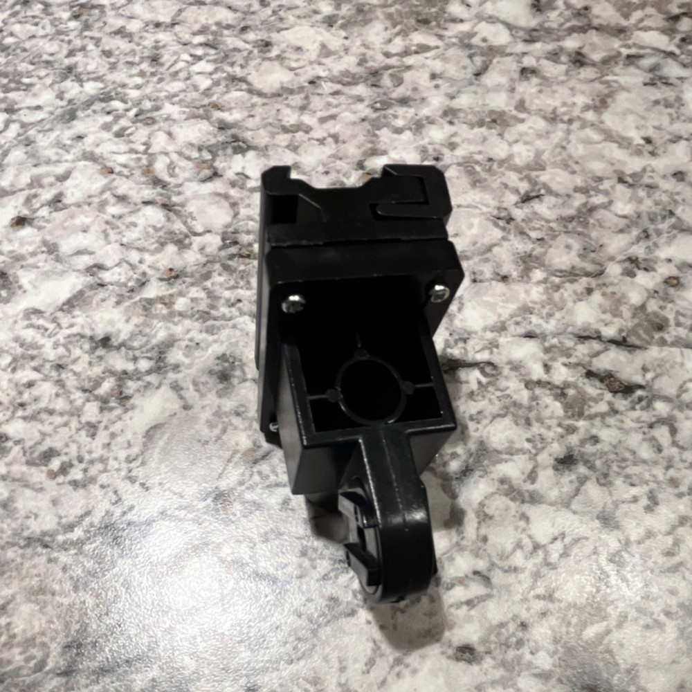 Universal holder swivel flash mount light stand bracket