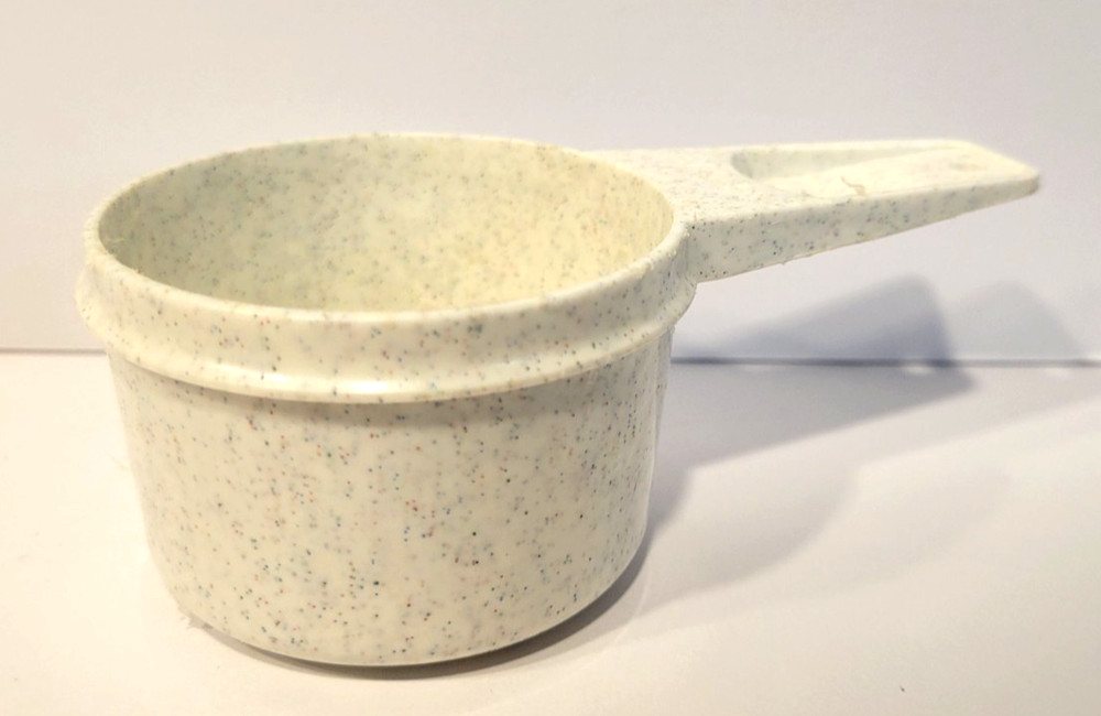 TUPPERWARE Speckled Fireworks 1/2 Measuring Cup Replacement Measure