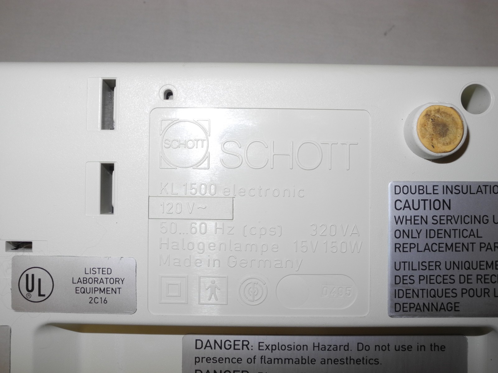 LEICA SCHOTT KL-1500 HALOGEN FIBER OPTIC LIGHT SOURCE W/ MICROSCOPE LIGHT RING