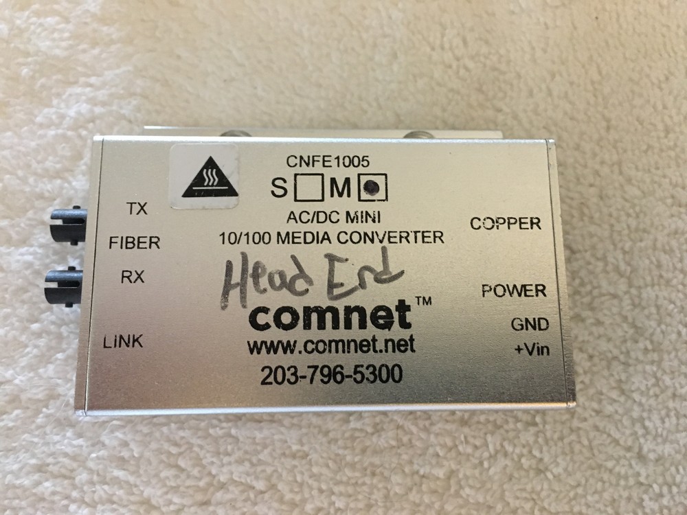 Comnet CNFE1005 AC/DC MINI 10/100 MEDIA CONVERTER - Used