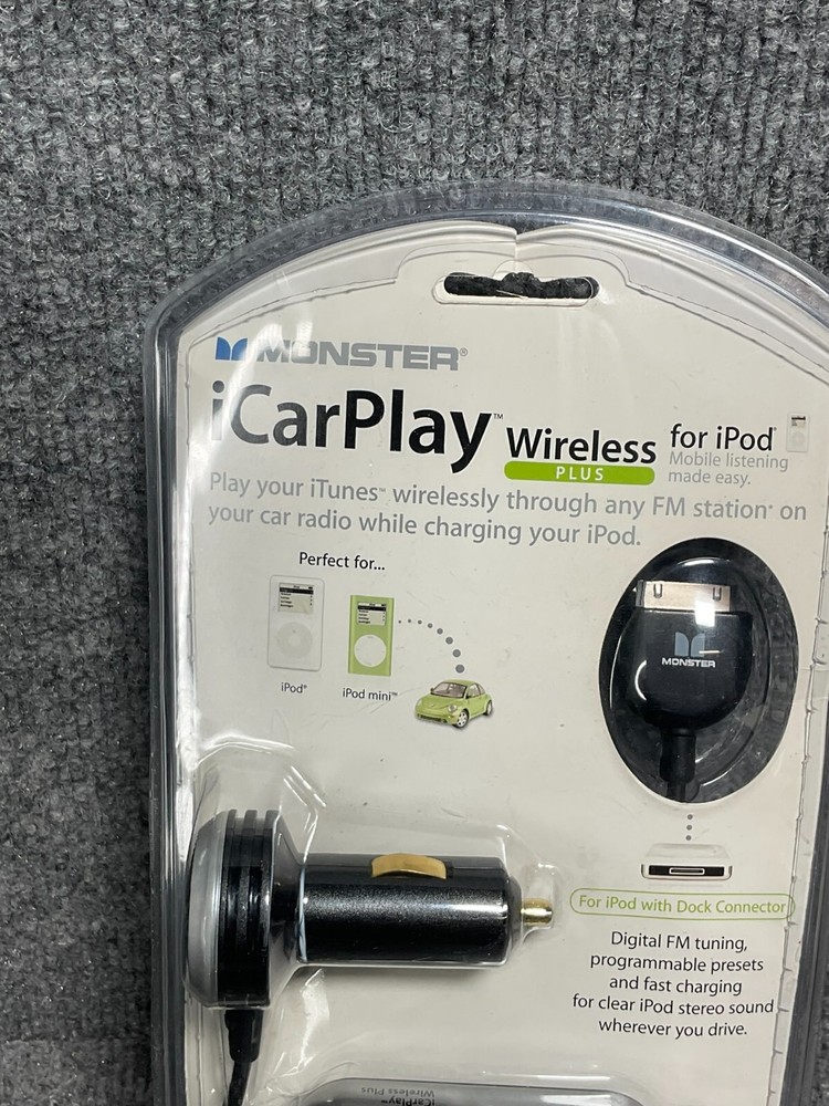 Monster iCarPlay Wireless 😊 FM Transmitter/Charger for iPod