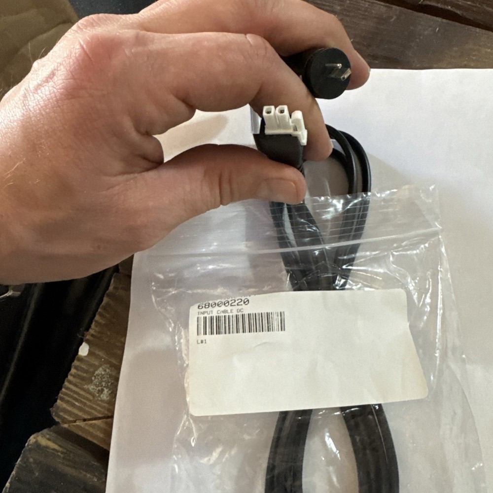 Tempurpedic power supply Input Cable 68000220