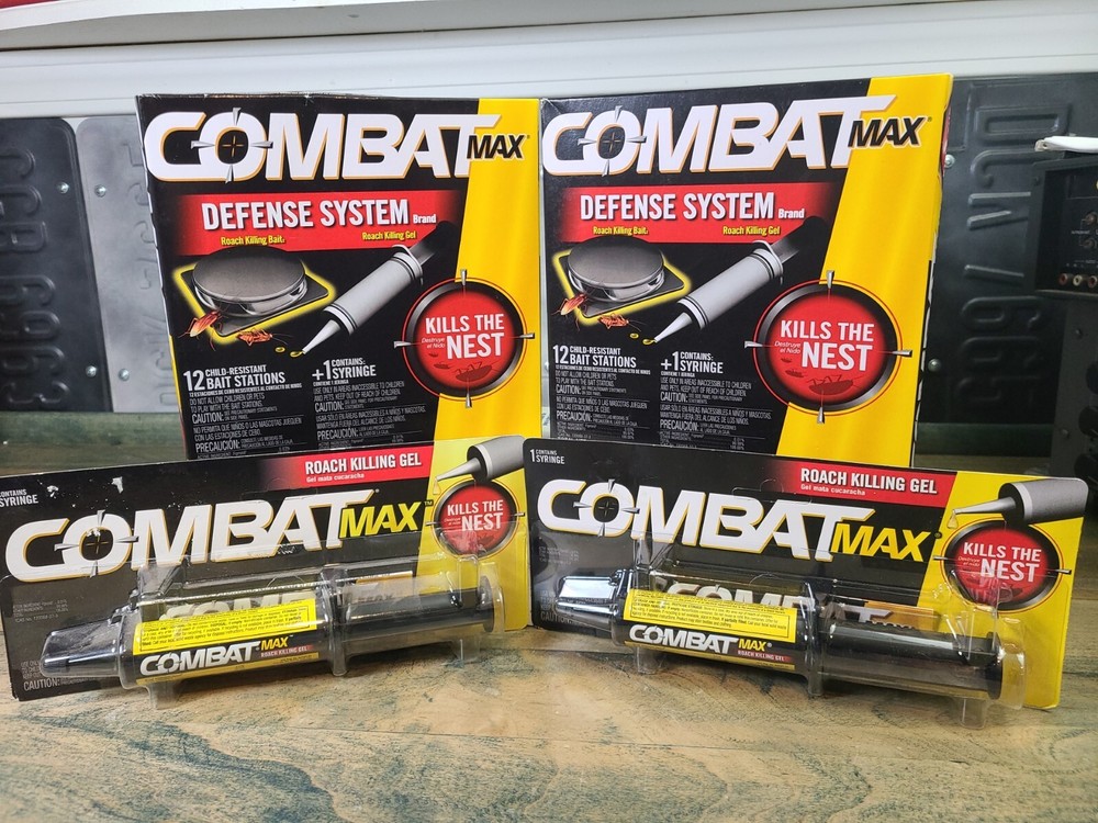 2PK System + 2 Refill COMBAT MAX Defense System Large Roach Killing Bait & Gel