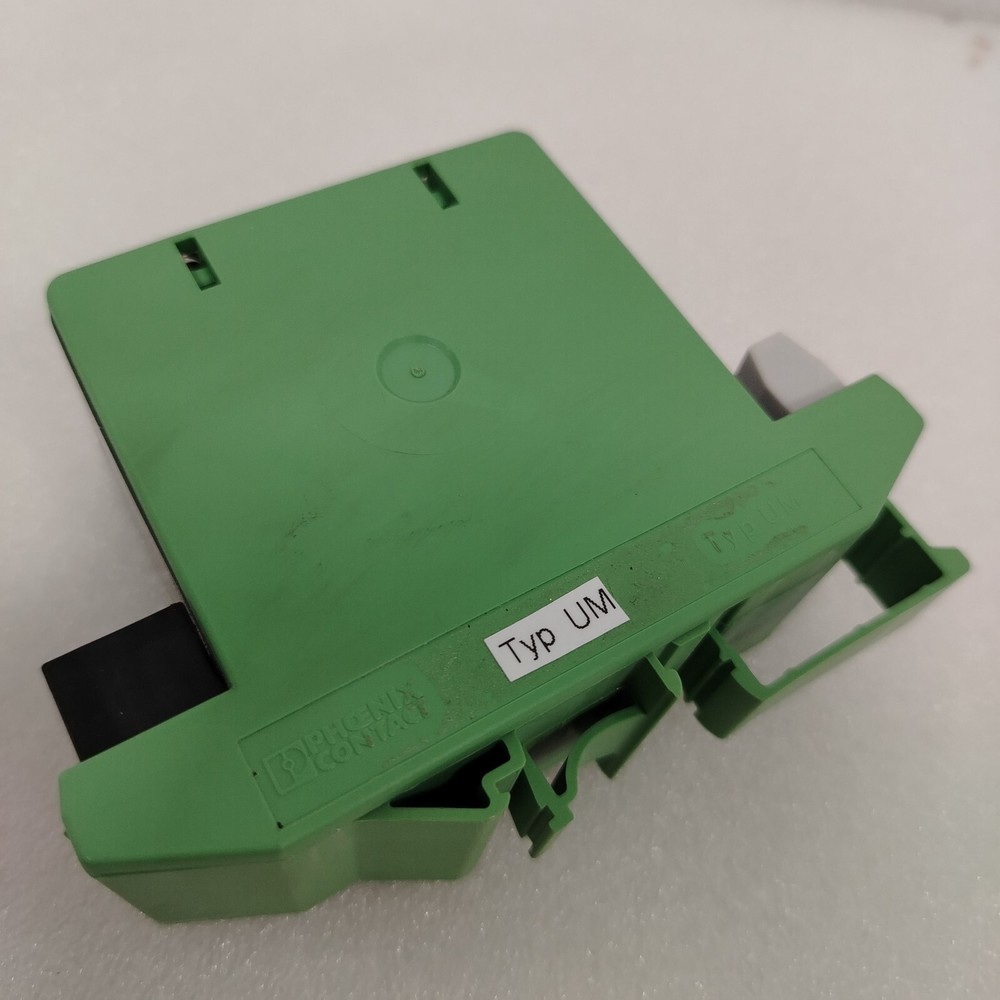 Phoenix Contact Typ UM + RC-T Terminal Block