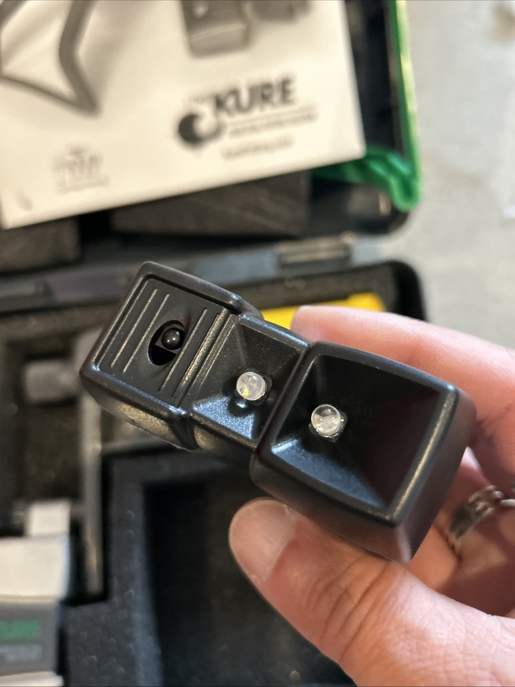 The KURE PUTTING SOLUTION TRAINING KIT