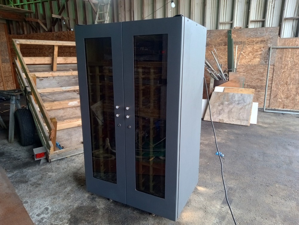 Vinetheque Wine Cellar Wisper 2500 Cooling System Wine Cooler