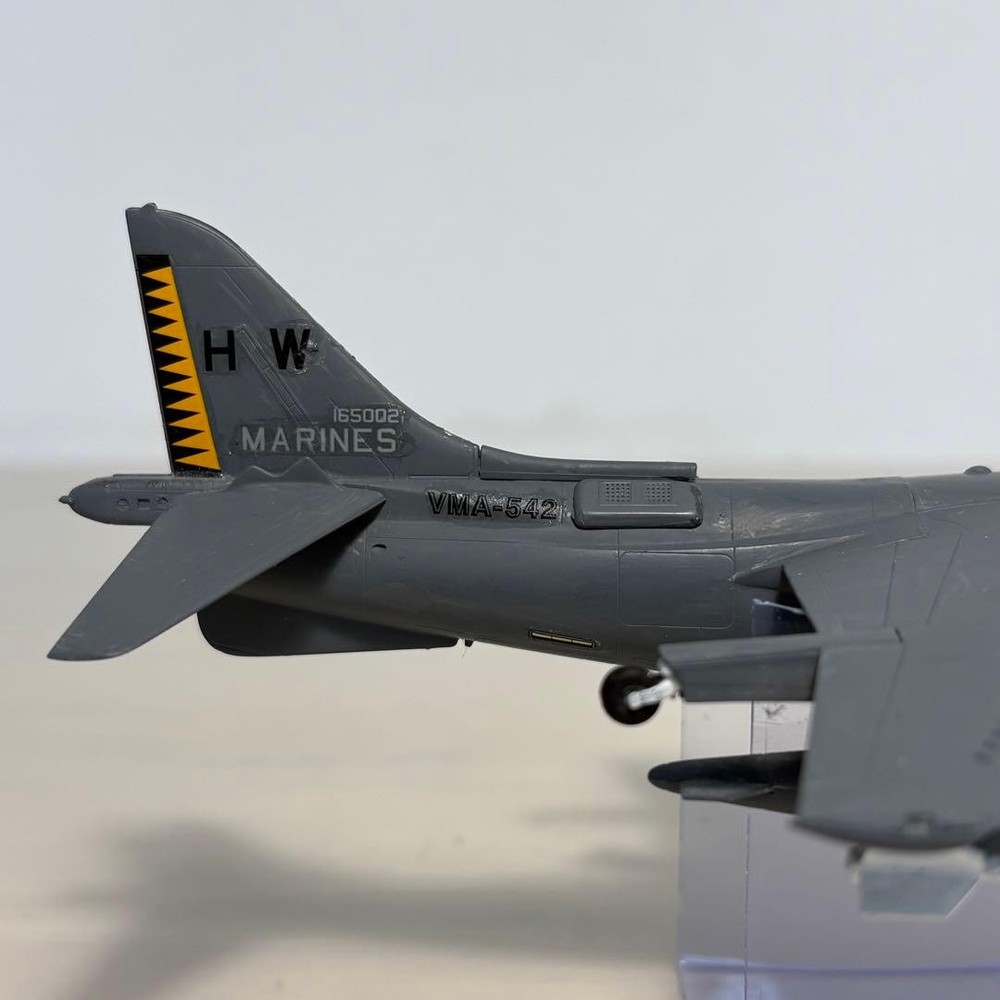 Assembled U.S.M.C Av-8B Harrier Ii Plus Plastic Model Completed 2 Japan