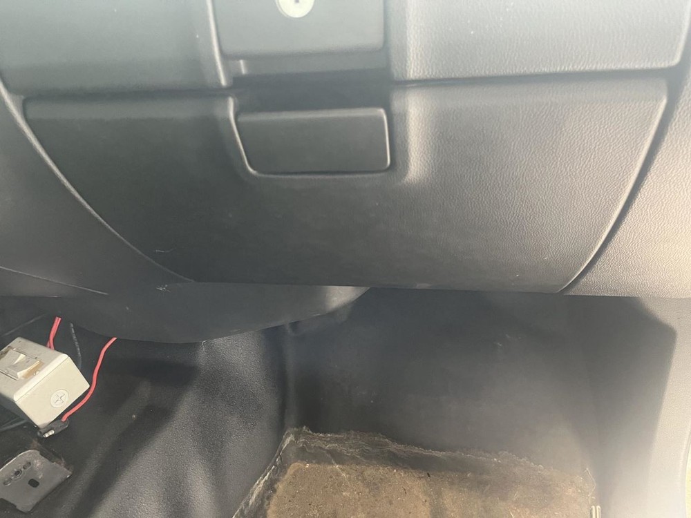 SILVRDO15 2015 Glove Box 65007
