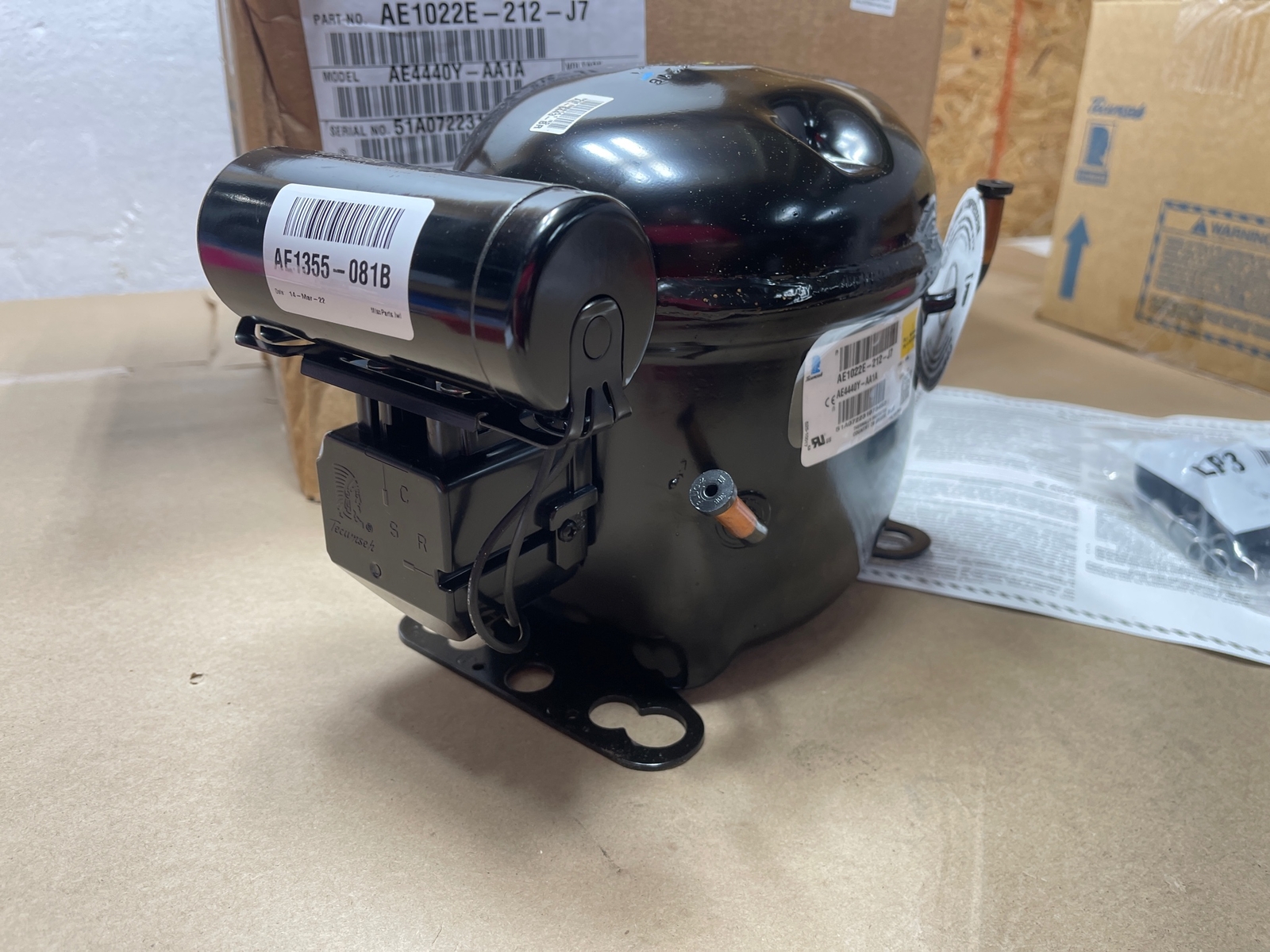 Tecumseh AE1022E-212-J7 115V 1PH Refrigeration Compressor R134A 1/3HP