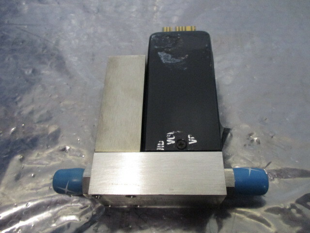 UNIT UFC-1110A Mass Flow Controller, MFC, N2, 500 SCCM, 421255