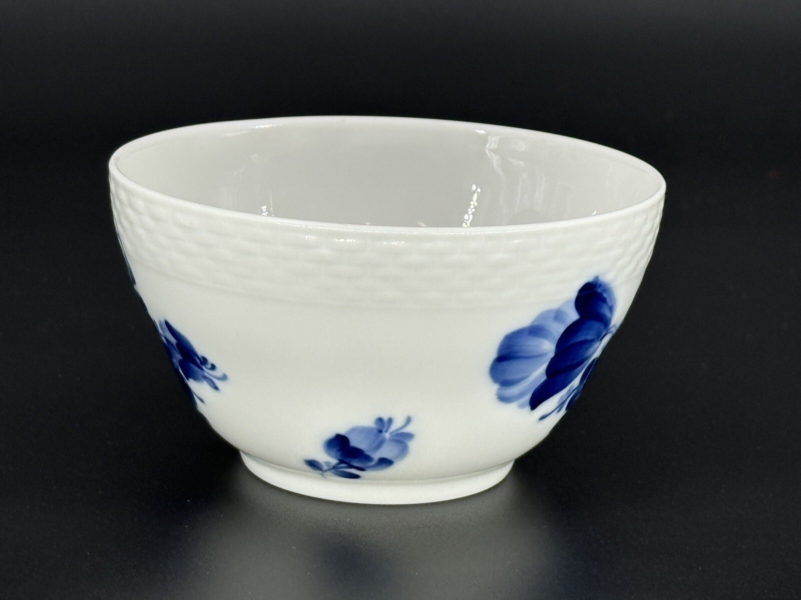 Royal Copenhagen Blue Flowers Braided 4 7/8” Round Cranberry Bowl 10/8078