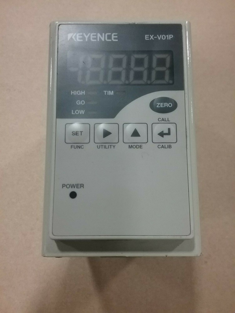 Keyence EX-V01P Instrumentation Amplifier with mount #68F4
