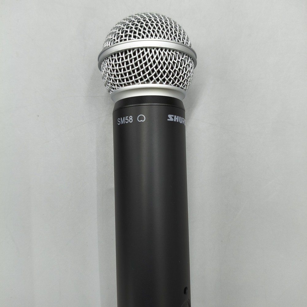 Shure BLX24R/SM58 Wireless Handheld Microphone System