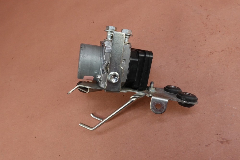 2023-2024 SUZUKI V-STROM 800DE ABS CONTROL UNIT ACTUATOR MODULE