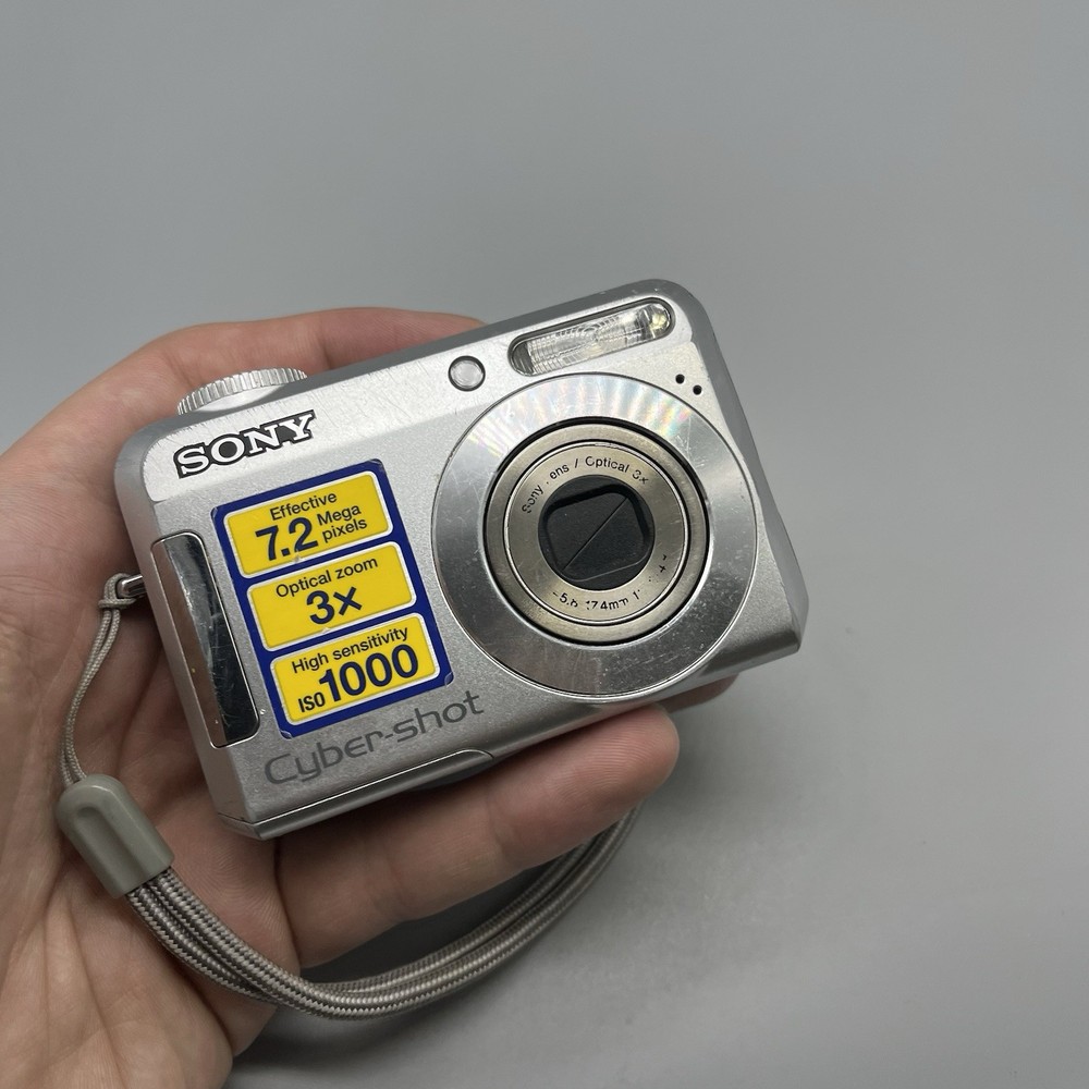 Sony Cyber-shot DSC-S650 7.2MP Compact Digital Camera Includes Memory Card