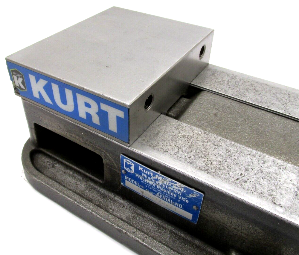 KURT ANGLOCK 6" MILLING MACHINE VISE - #D675