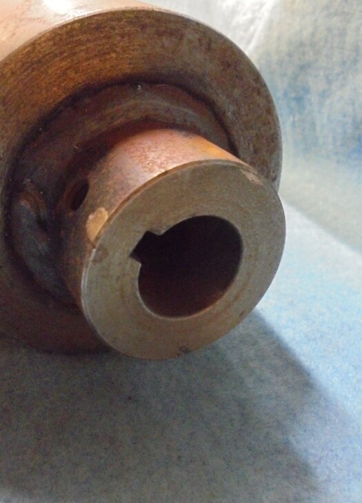 STEEL CONVEYOR ROLLER 3" DIAMETER, 9-1/4" BETWEEN FRAME, 13-1/2" LENGTH