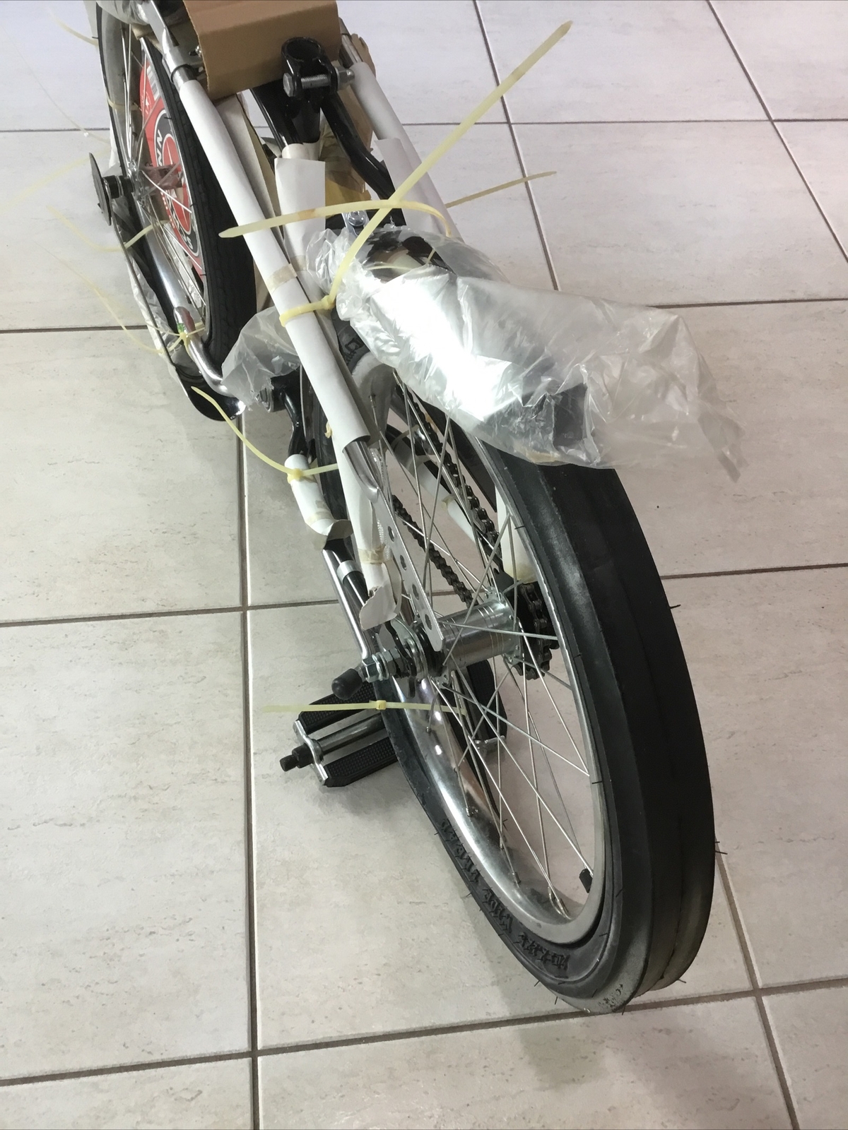 Schwinn Sting Ray Coal Krate Cruiser Bike 2007 NOS Special edition