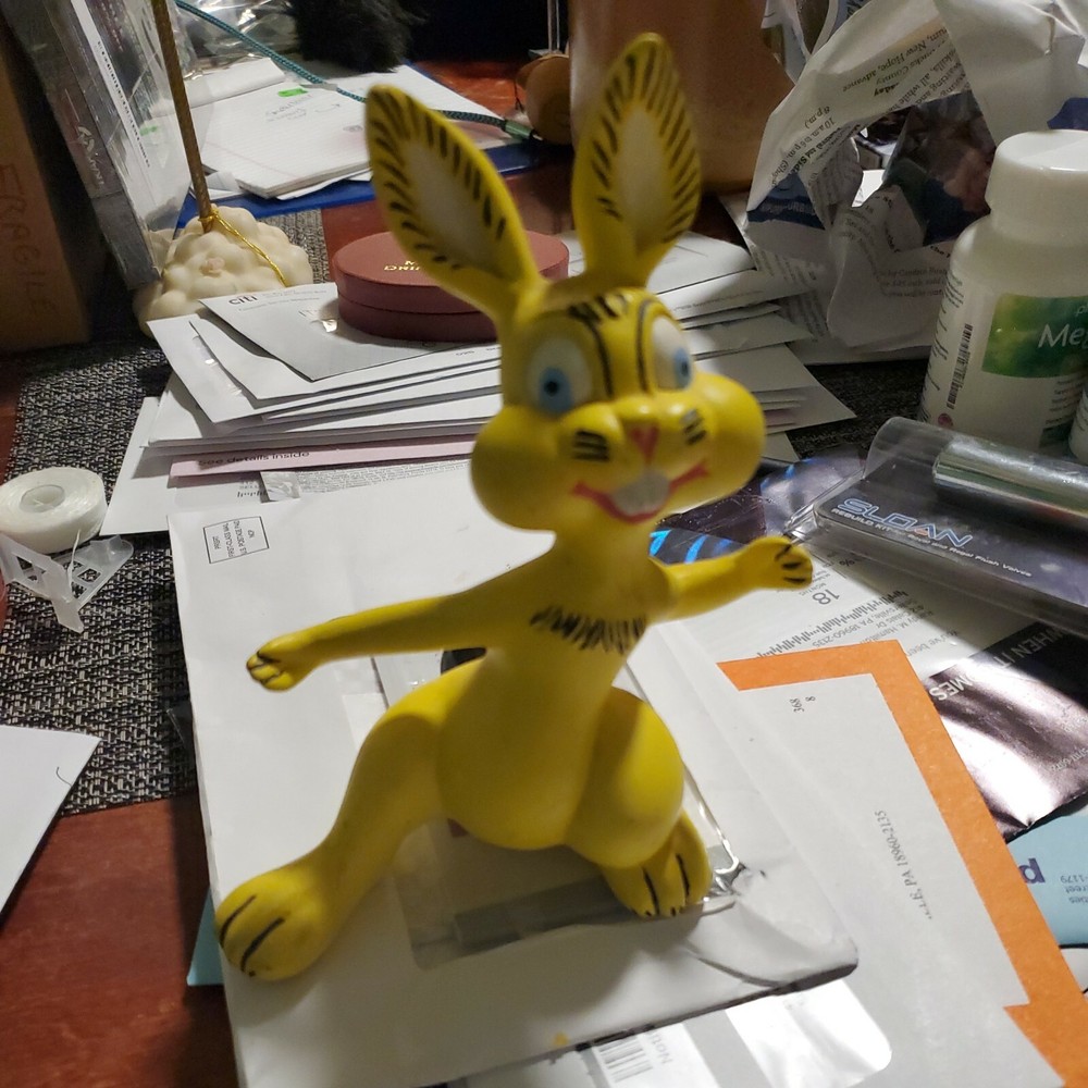 Vintage Atlantic Mold Rabbit Hand Painted Ceramic Bunny