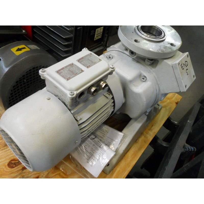 ROOTS VACUUM PUMP LEYBOLD WSU 151