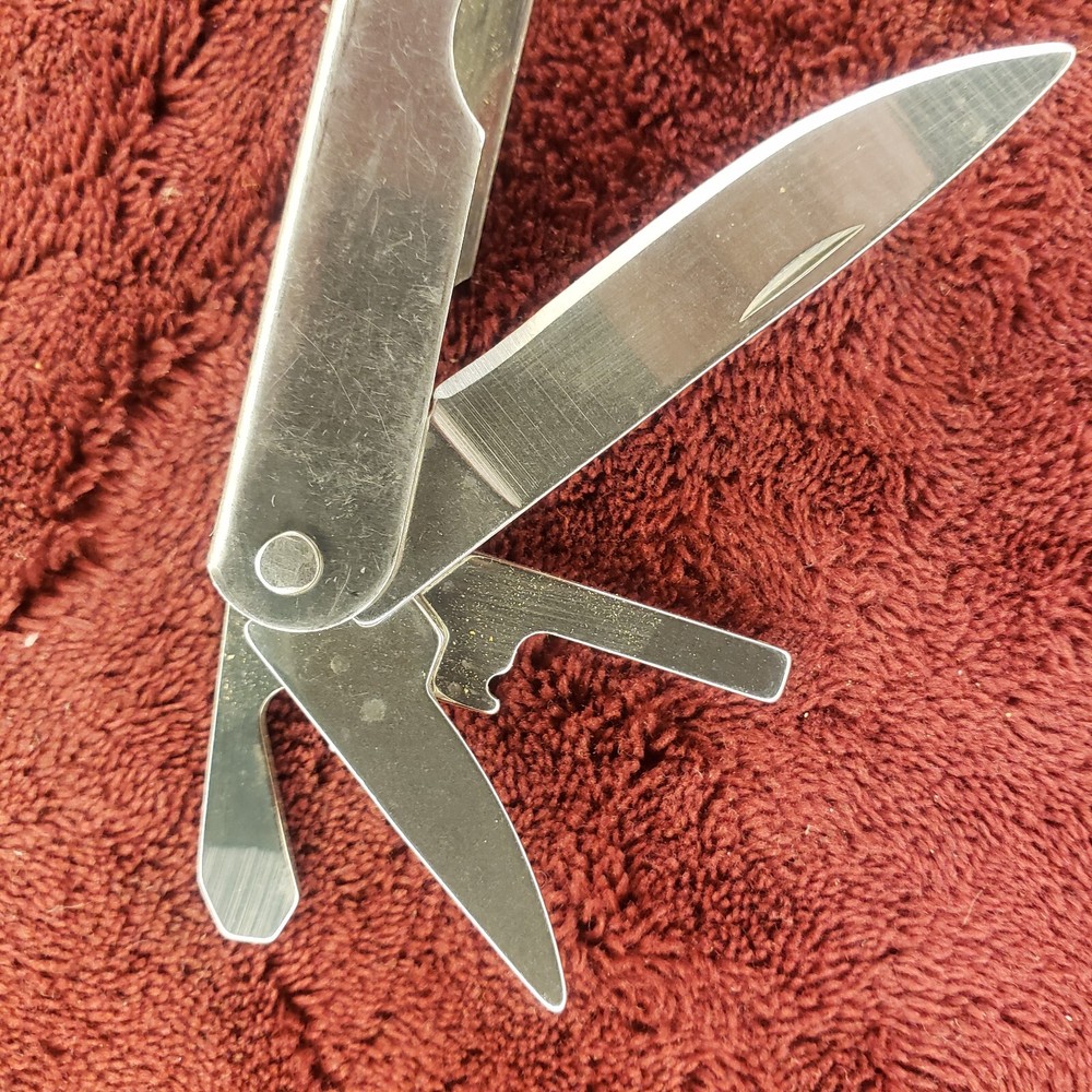 Coghlan's Multifunctional Camper's Tool Mutlitool