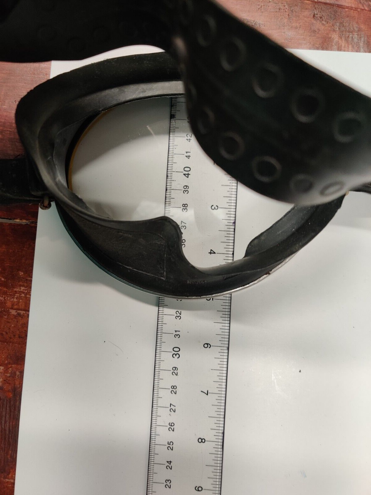 VTG Neptune Mask Scuba Diving Divers Triangular Round Rare Shape Adjustable