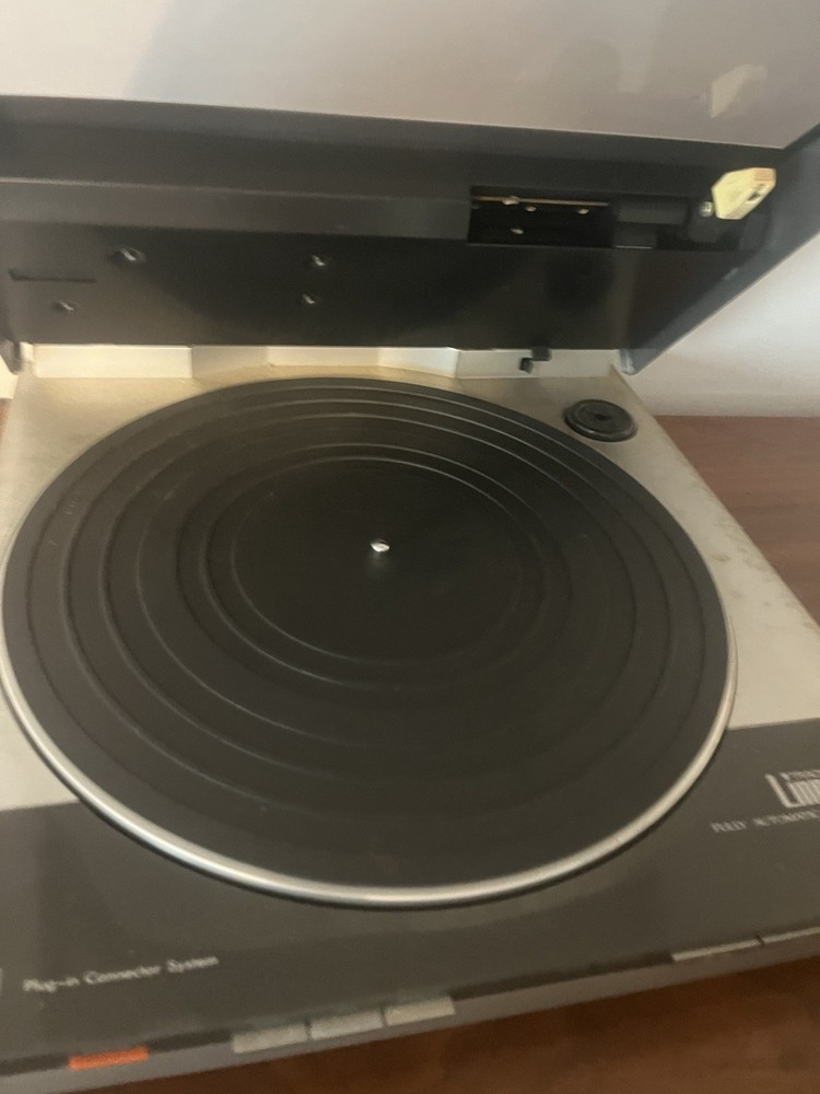 JVC L-E22 Fully Automatic Turntable Linear Tracking Turntable Works