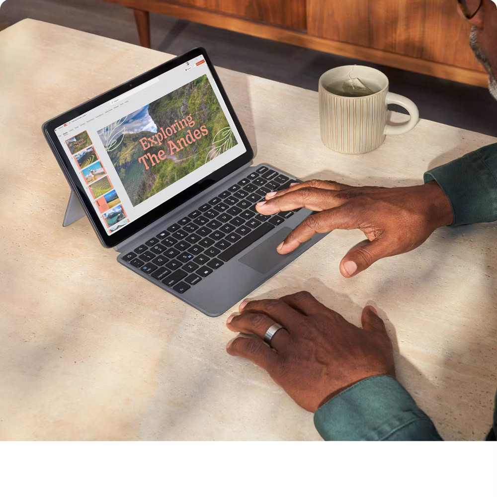 Amazon Fire Max 11 Keyboard Case