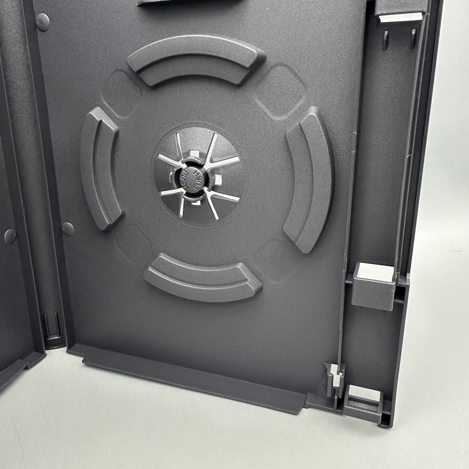 Nintendo GameCube Replacement Game Case w/ Memory Card Holder - BUY MORE & SAVE