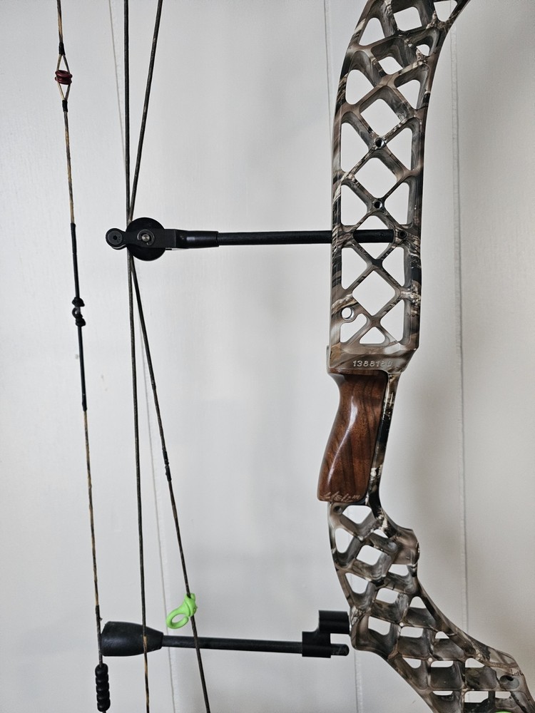 Mathews Helim Heli-m Compound Bow