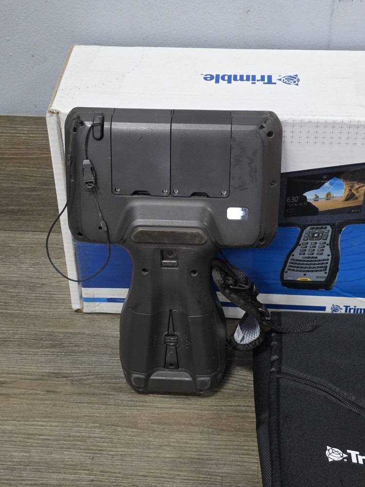 Trimble TSC7 V2 GPS Total Station Data Collector Siteworks 1.80