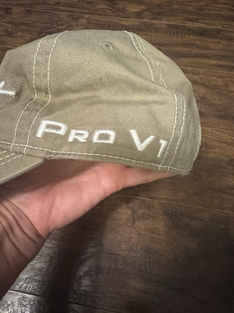 Titleist Golf Hat Tour Performance Strap Back Adjustable Ivory