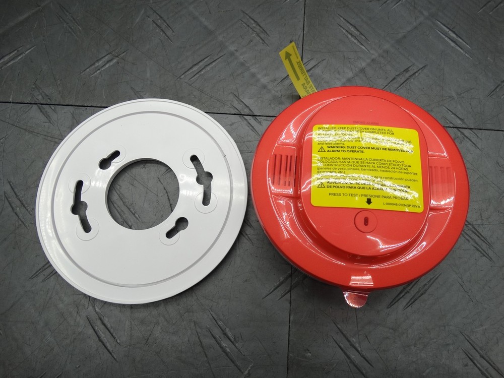 Kidde Hardwired Interconnected Smoke Detector with Photoelectric Sensor 21031482