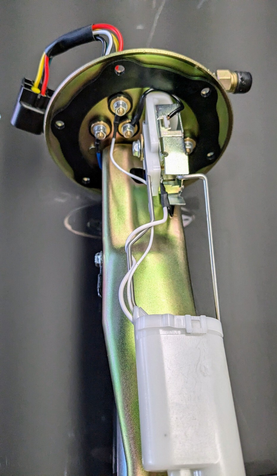 New Mitsubishi 3000GT Dodge Stealth NA Fuel Pump Assembly Old Part # MB678806