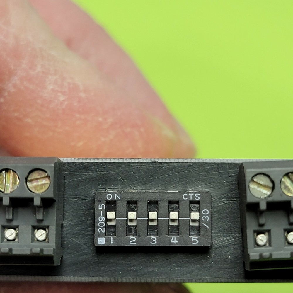 VAC Model AB/ADA Mini-Brick AUDIO Distribution Amplifier