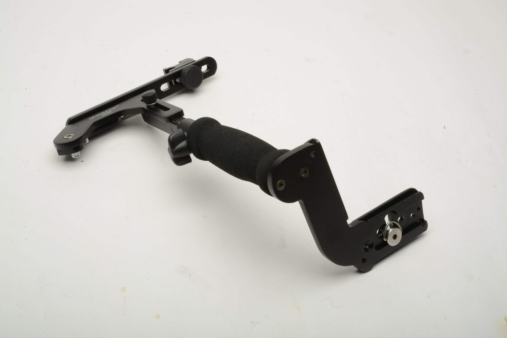 Promaster 5528 Camera Flash Mount Bracket Frame Grip, Nice quality