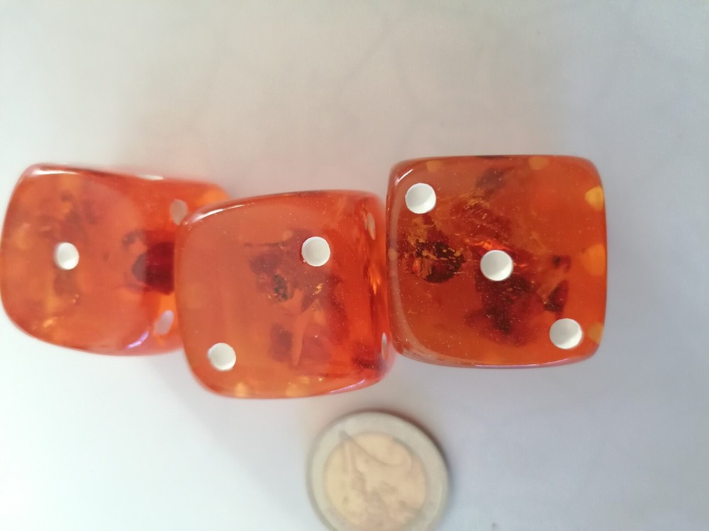 3 HANDMADE BALTIC AMBER Dice