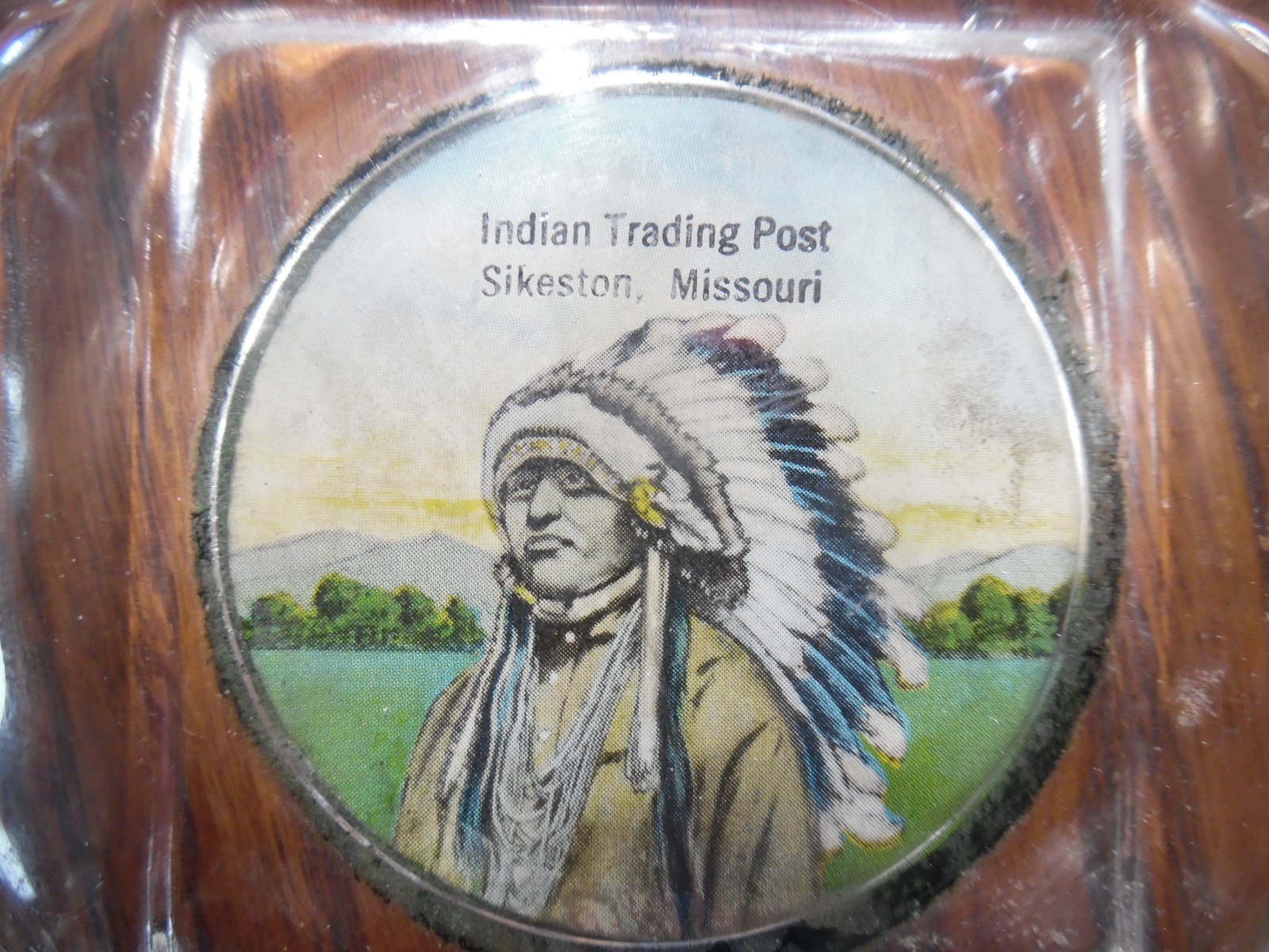Vintage/Antique SIKESTON, MISSOURI Indian Trading Post Glass Ashtray