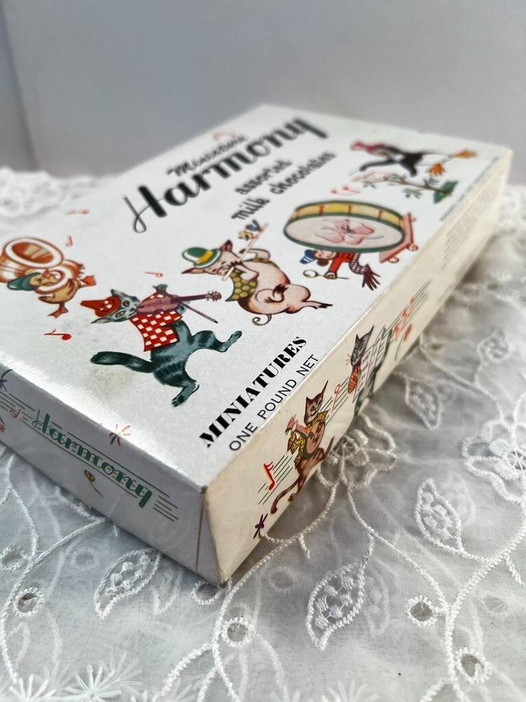 Vintage Candy Box Harmony Miniature Assorted Chocolates Approx 5" x 8" x 2"