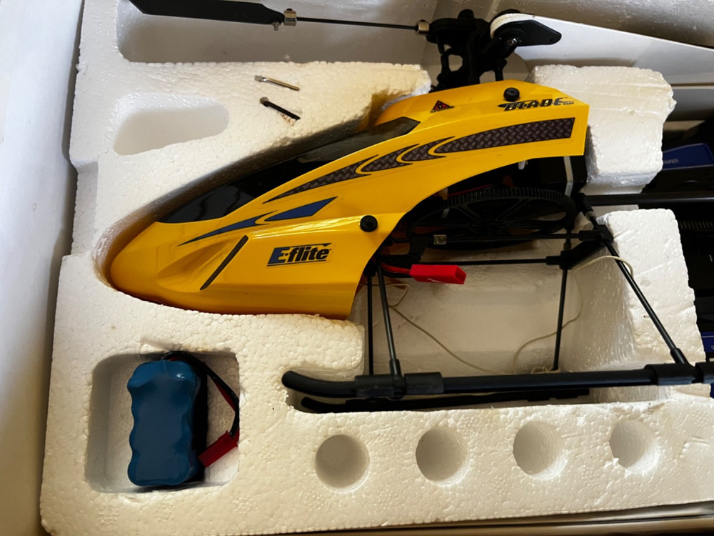 Remote Control RC E-Flite Blade CP Helicopter RTF Ready-To-Fly Heli