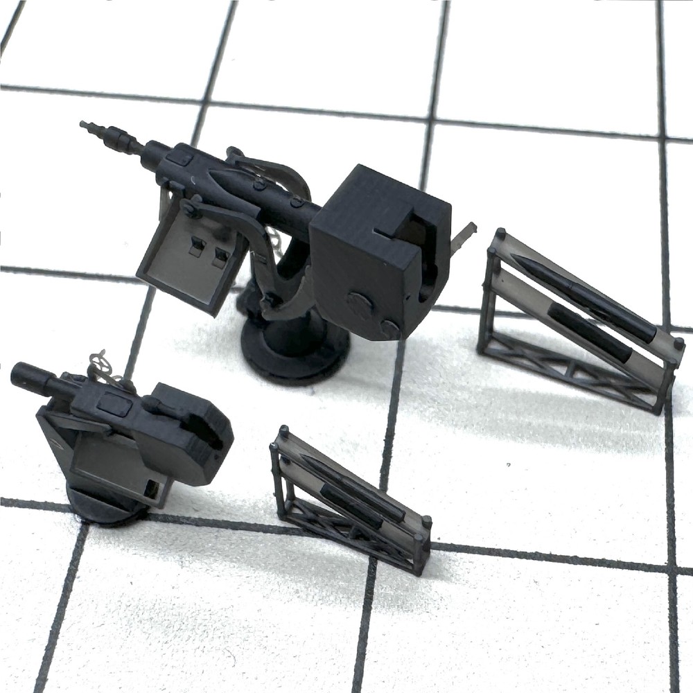 HEAVY HOBBY 1/350 KRIEGSMARINE PRACTICE LOADING MACHINE&AMMUNITION RACK