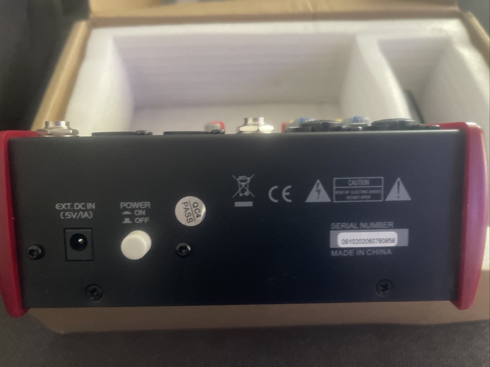 PYLEPRO 4 Ch. Wireless Bluetooth DJ Pro Audio BT Studio Mixer PMXU48BT.5