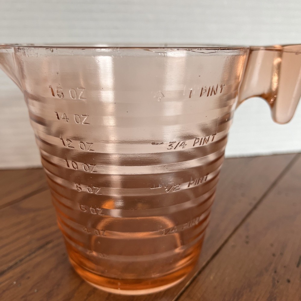 US Glass Slick Handle Pink 2 Cup Measuring Pitcher