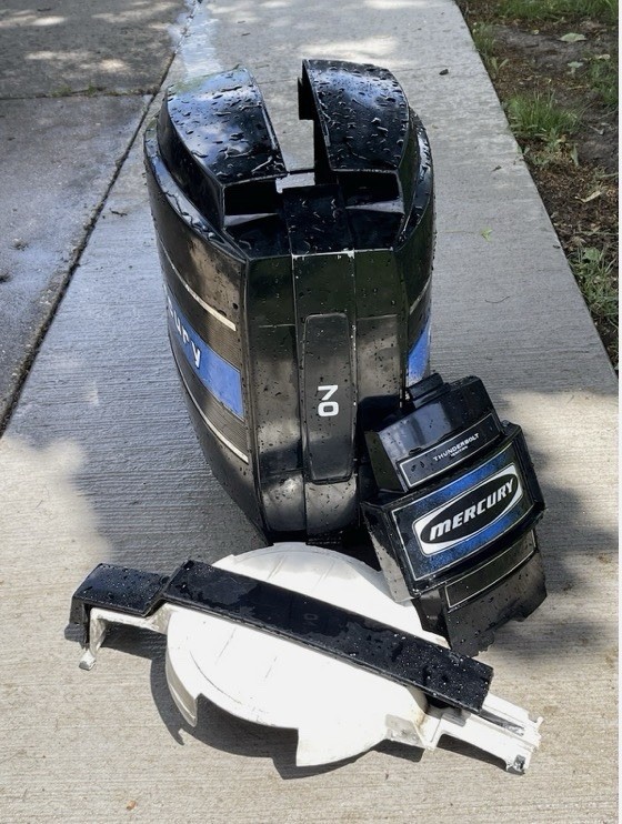 70 Hp Mercury Thunderbolt Outboard Motor Cowling & Flywheel Cover