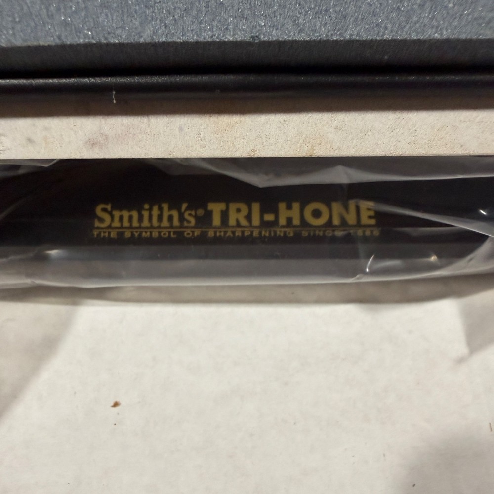 Smith’s Tri-Hone Sharpening System For Knives & Tools TRI6